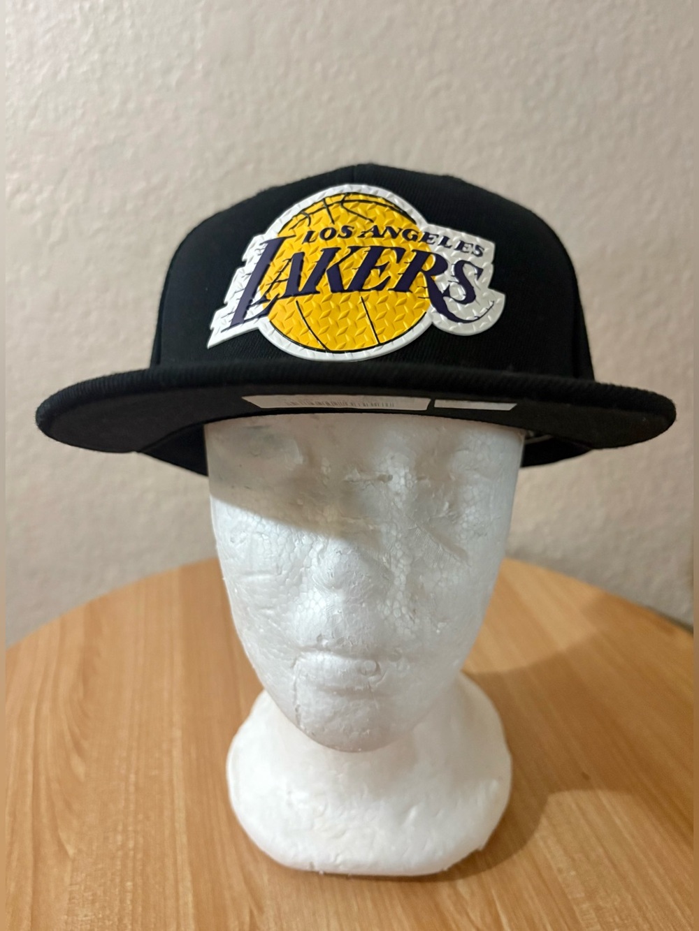 Los Angeles Lakers Ultra Game NBA Hat Cap Snapback Basketball Textured Logo New
